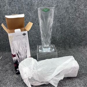 Shannon Crystal by Godinger Vase 8-1/4” Tall Square Base EUC